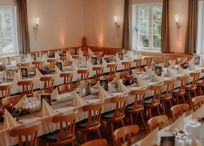 Gastwirtschaft & Doll Ξενοδοχείο